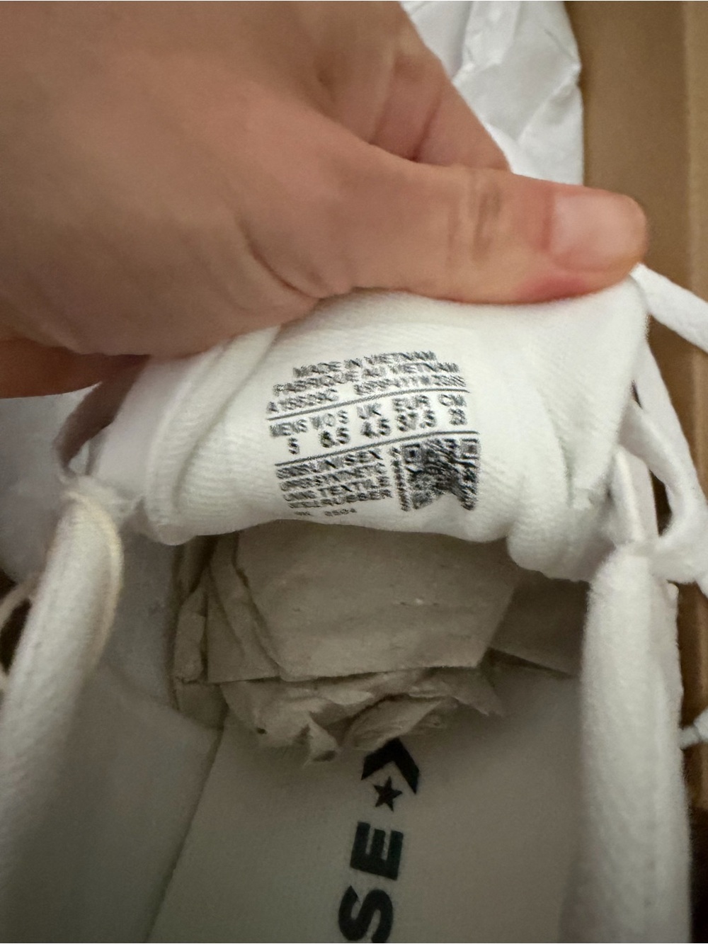 Converse White Low-Top Sneakers - Picture 3 of 4